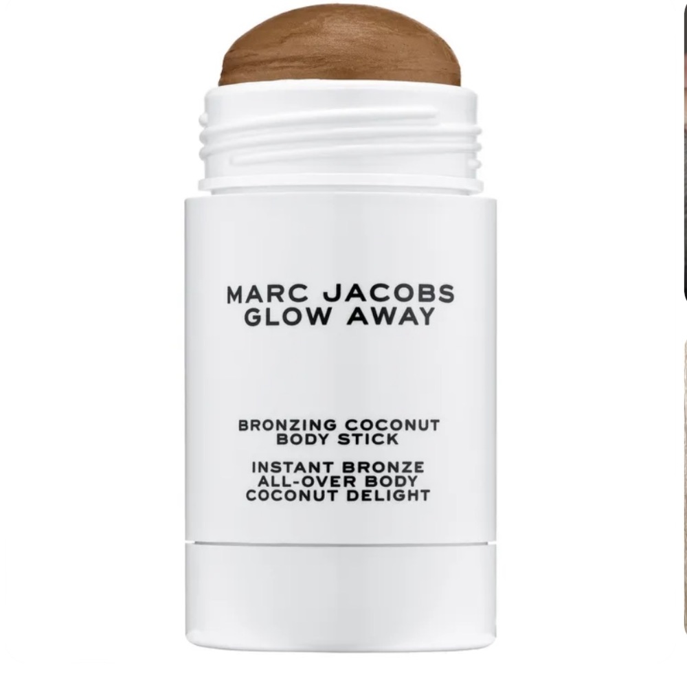 Marc Jacobs Glow Away Bronzing
Coconut Body Stick